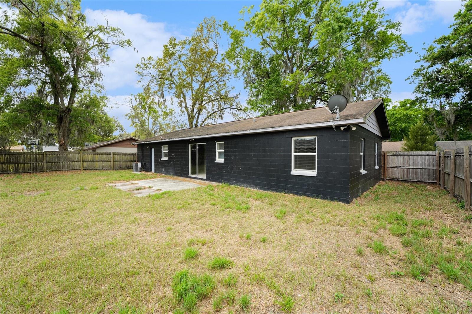 PINESTHE - Residential