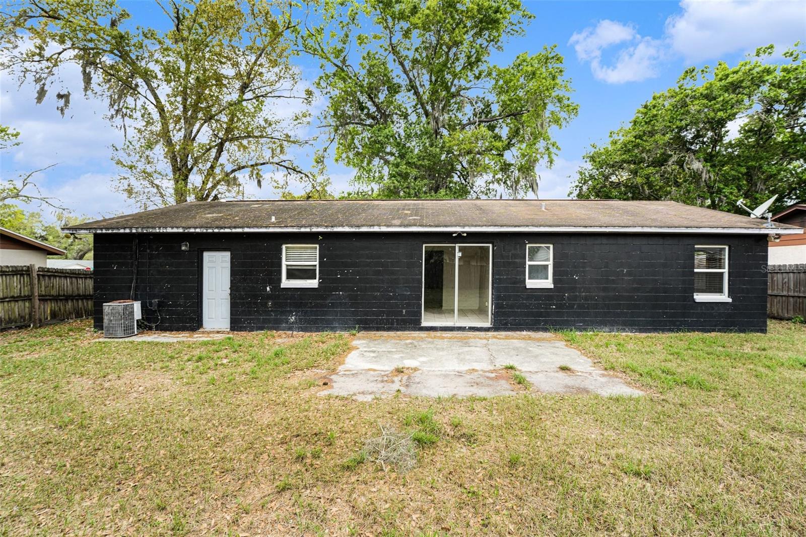 PINESTHE - Residential