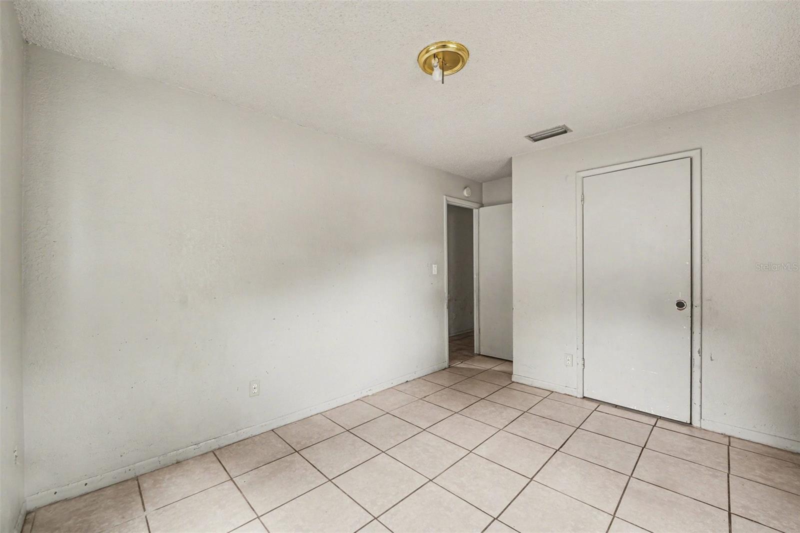 PINESTHE - Residential