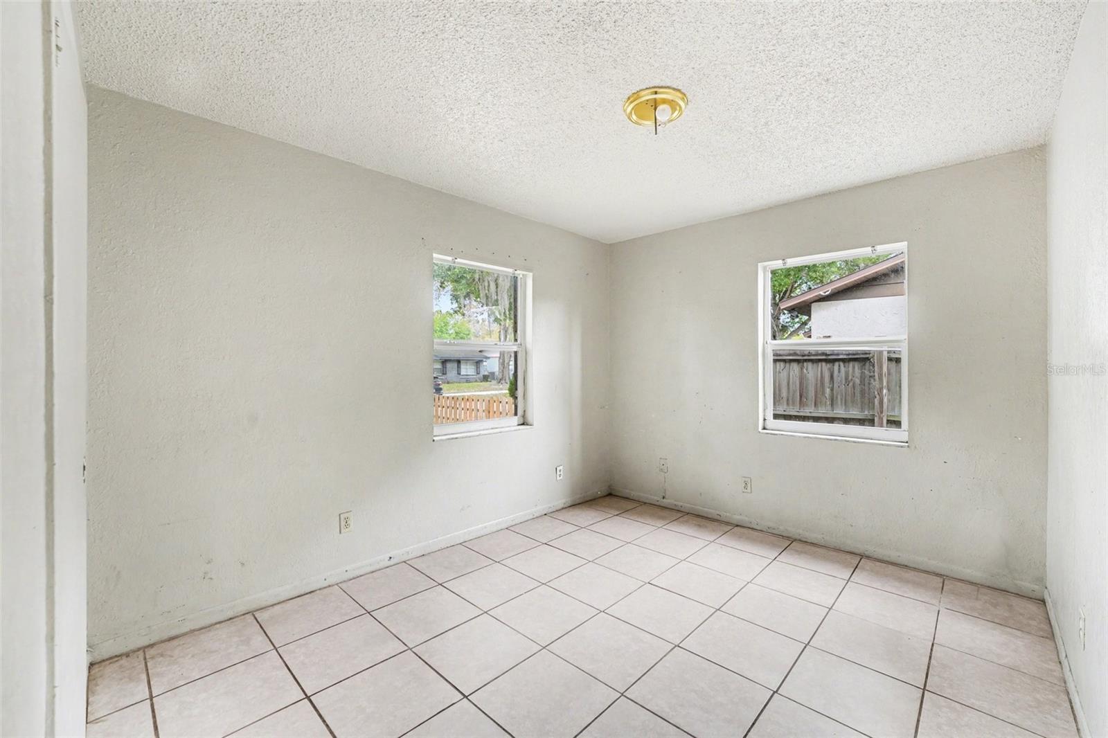 PINESTHE - Residential