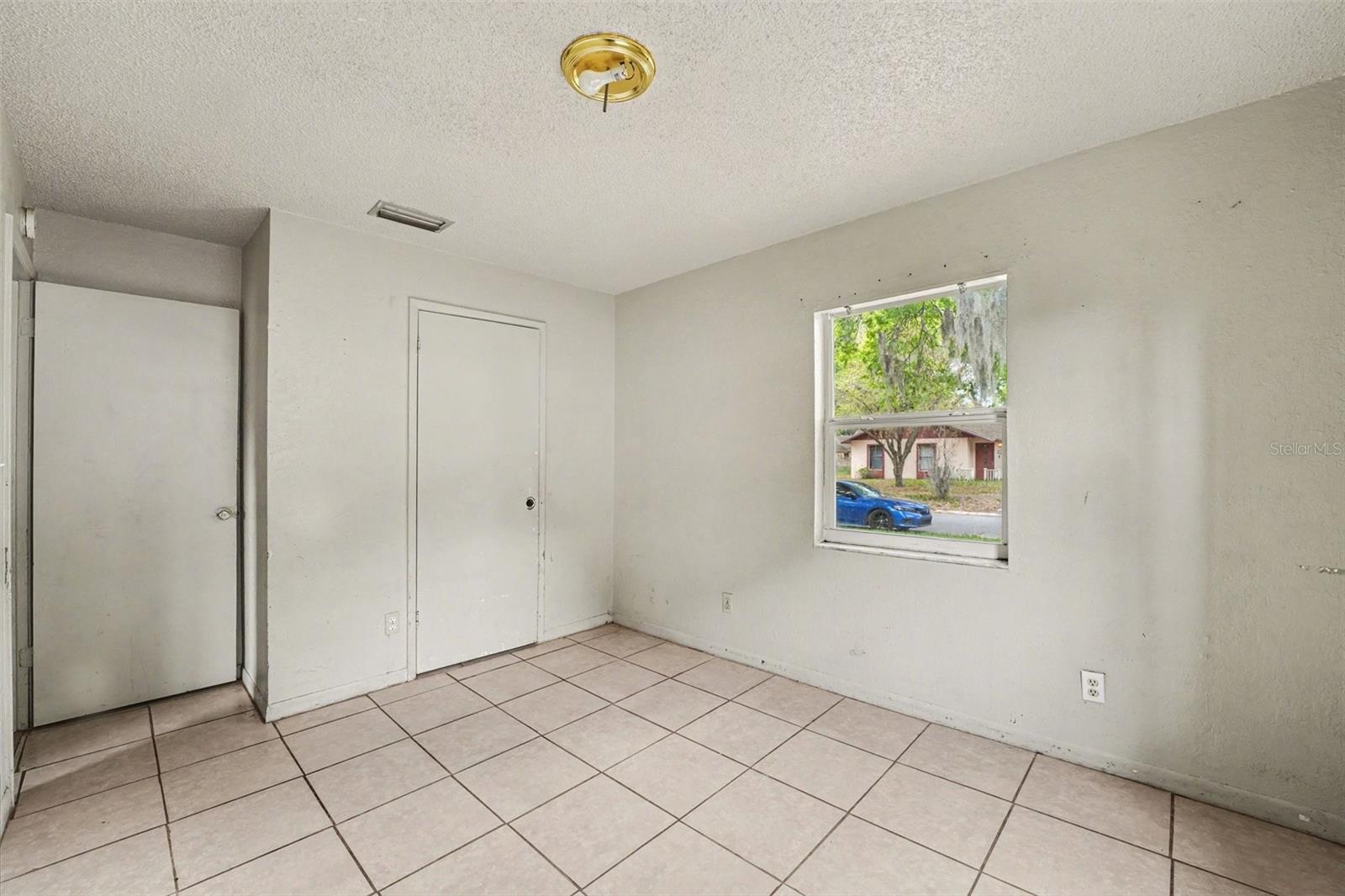 PINESTHE - Residential