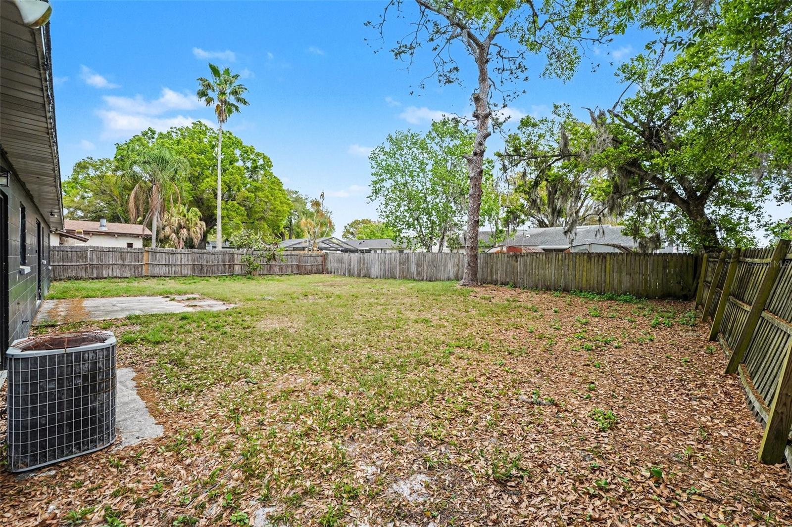 PINESTHE - Residential