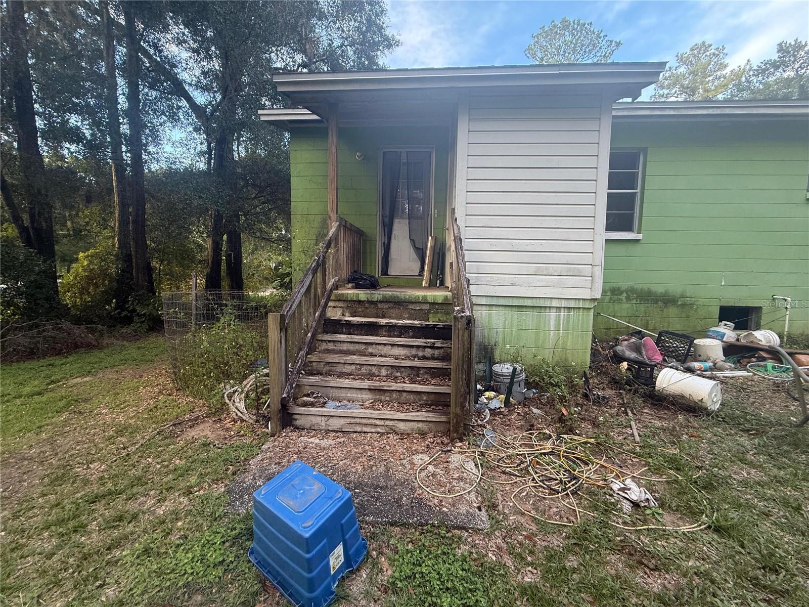 ALACHUA REALTY CO ADD TO ALACHUA - Residential