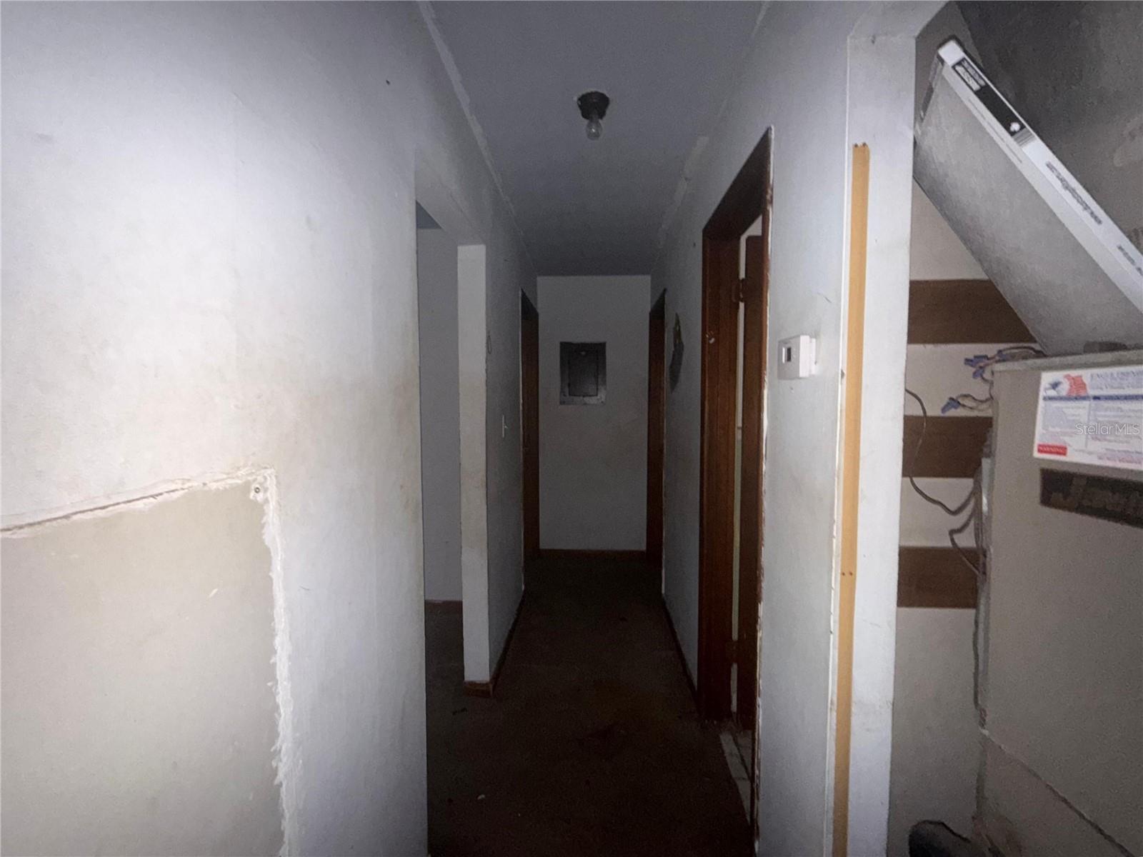 ALACHUA REALTY CO ADD TO ALACHUA - Residential