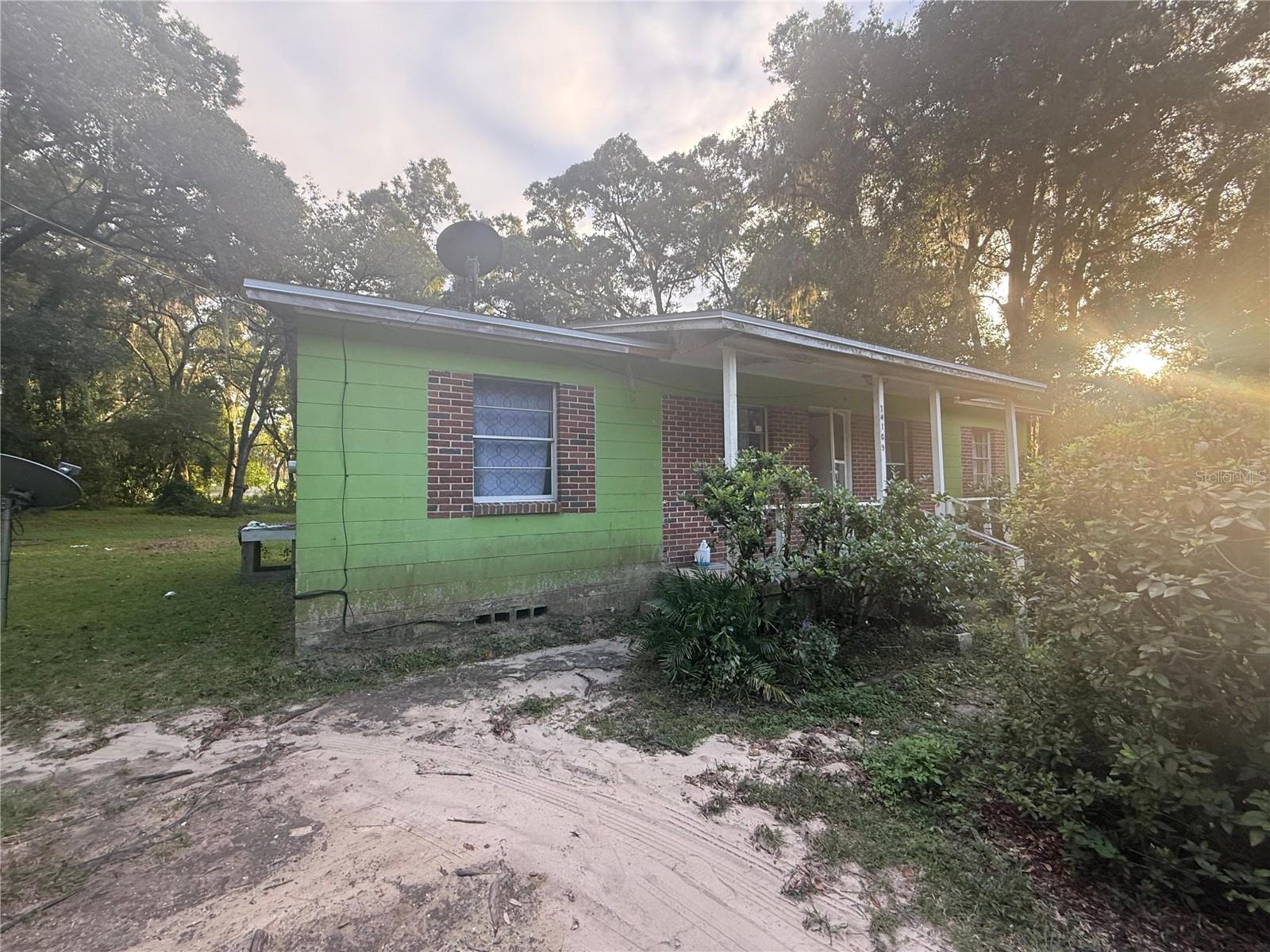 ALACHUA REALTY CO ADD TO ALACHUA - Residential