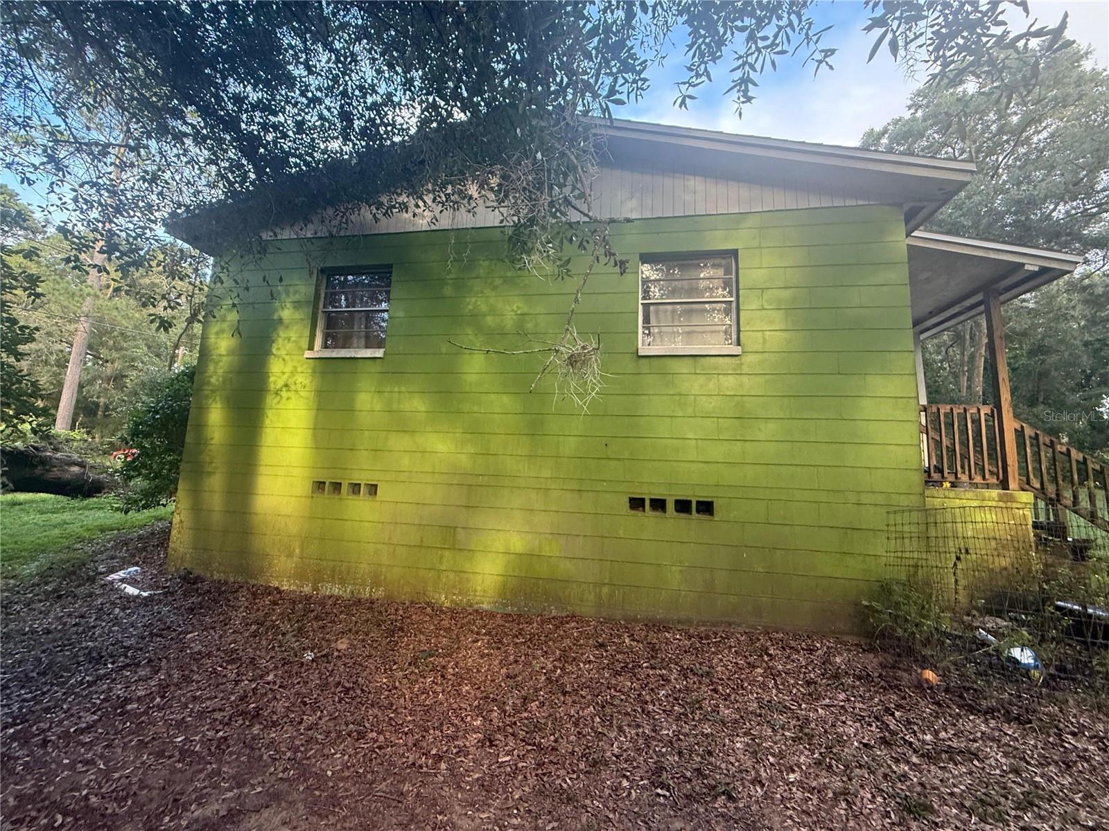 ALACHUA REALTY CO ADD TO ALACHUA - Residential