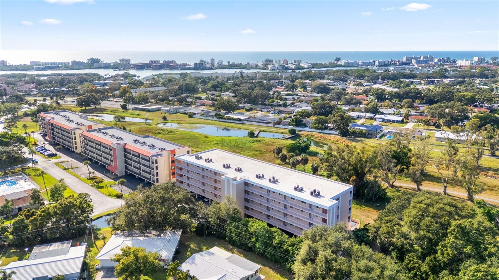 HARBOR GREENS AT YACHT CLUB ESTATES - Residential