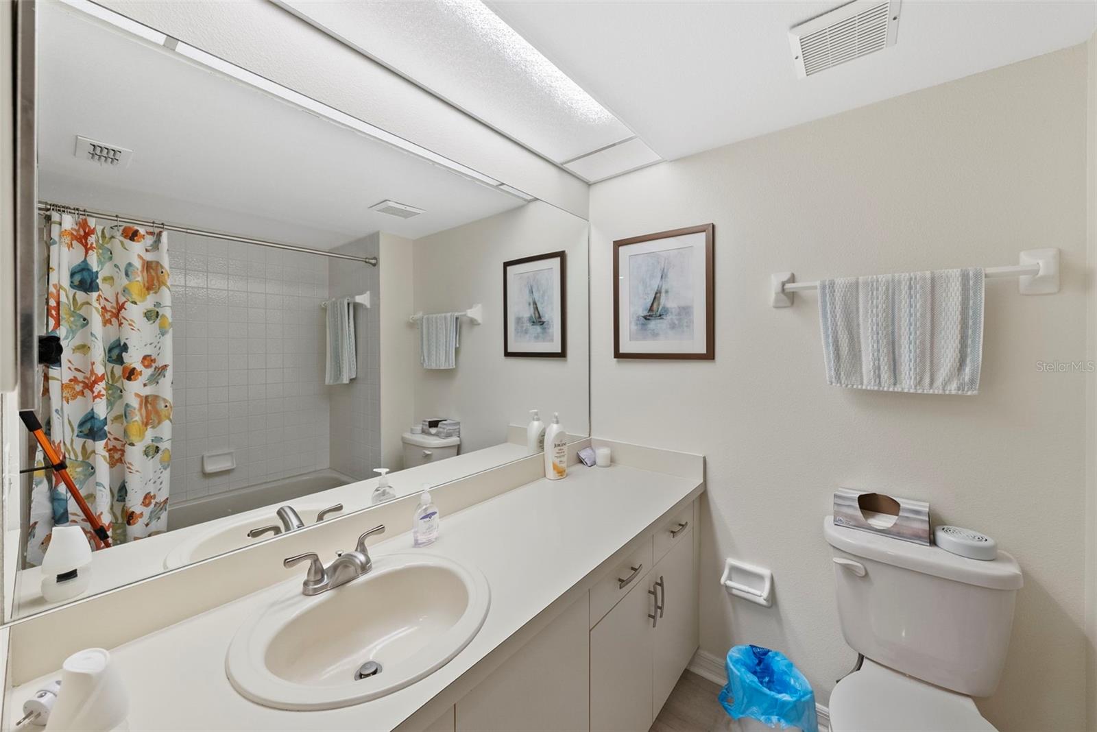 HARBOR GREENS AT YACHT CLUB ESTATES - Residential