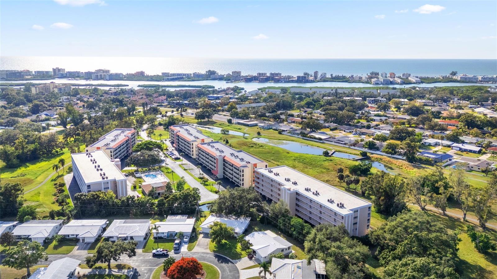 HARBOR GREENS AT YACHT CLUB ESTATES - Residential