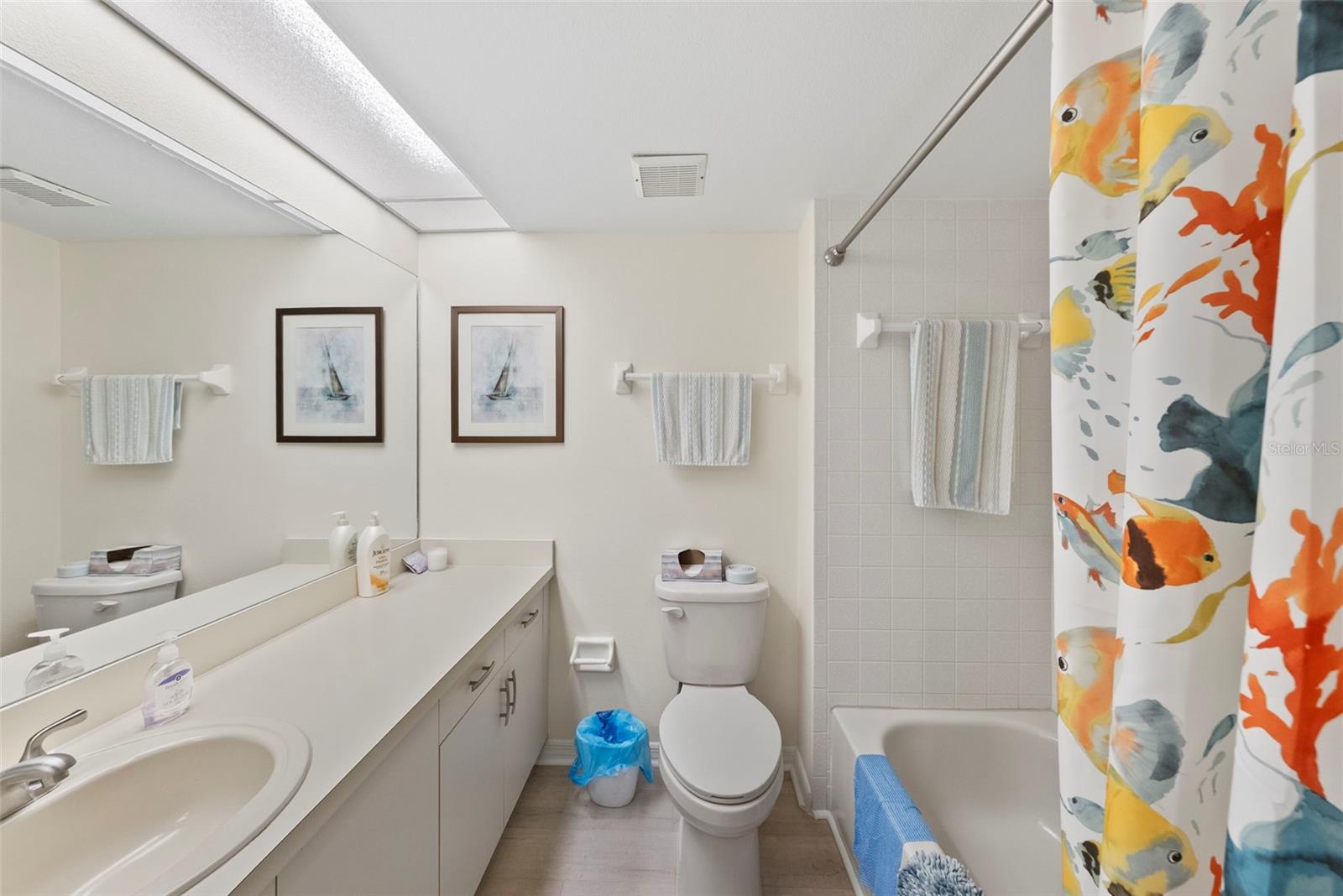 HARBOR GREENS AT YACHT CLUB ESTATES - Residential