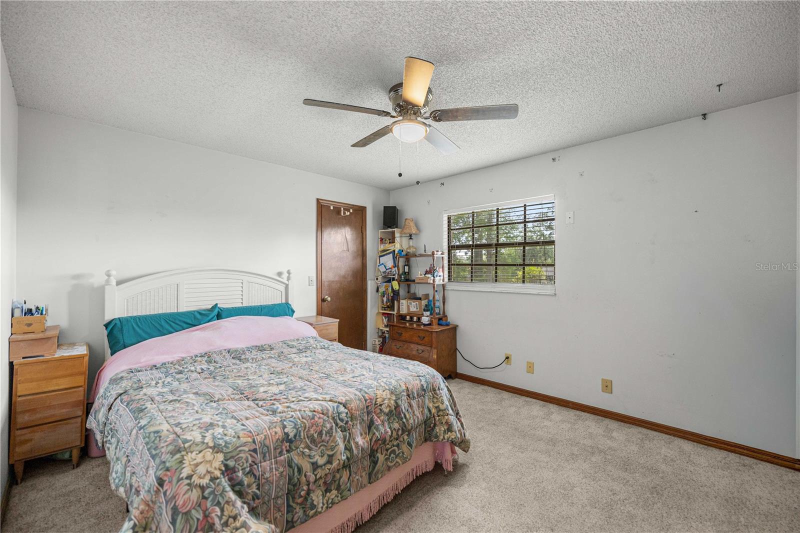 COUNTRY ESTATE - Residential