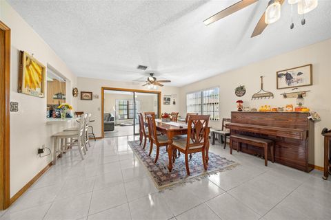 A home in FRUITLAND PARK