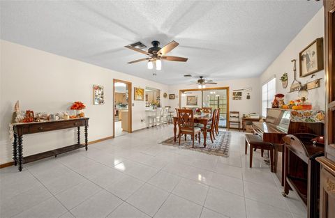 A home in FRUITLAND PARK