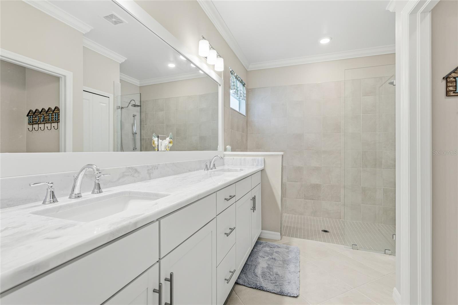 ANTIGUA AT WELLEN PARK - Residential