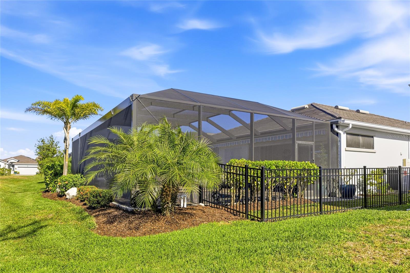 ANTIGUA AT WELLEN PARK - Residential