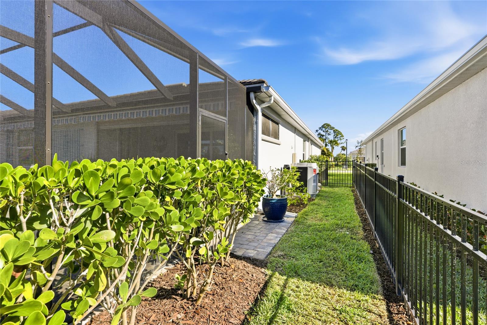 ANTIGUA AT WELLEN PARK - Residential