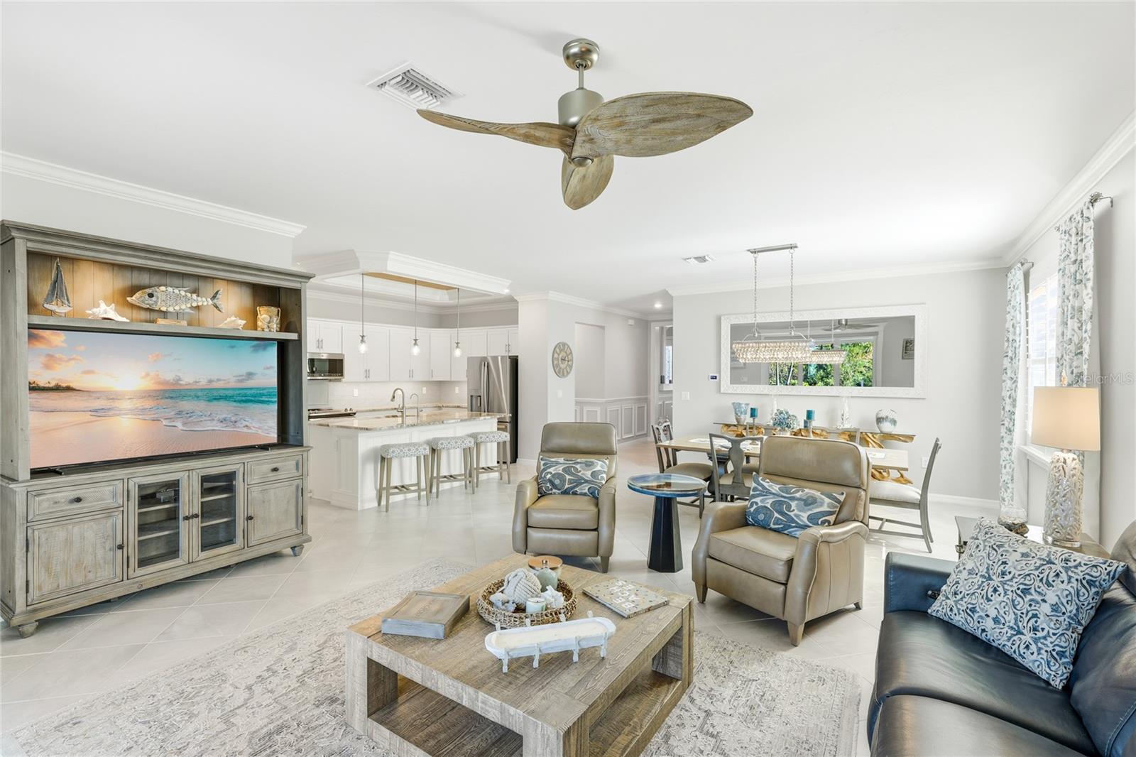 ANTIGUA AT WELLEN PARK - Residential