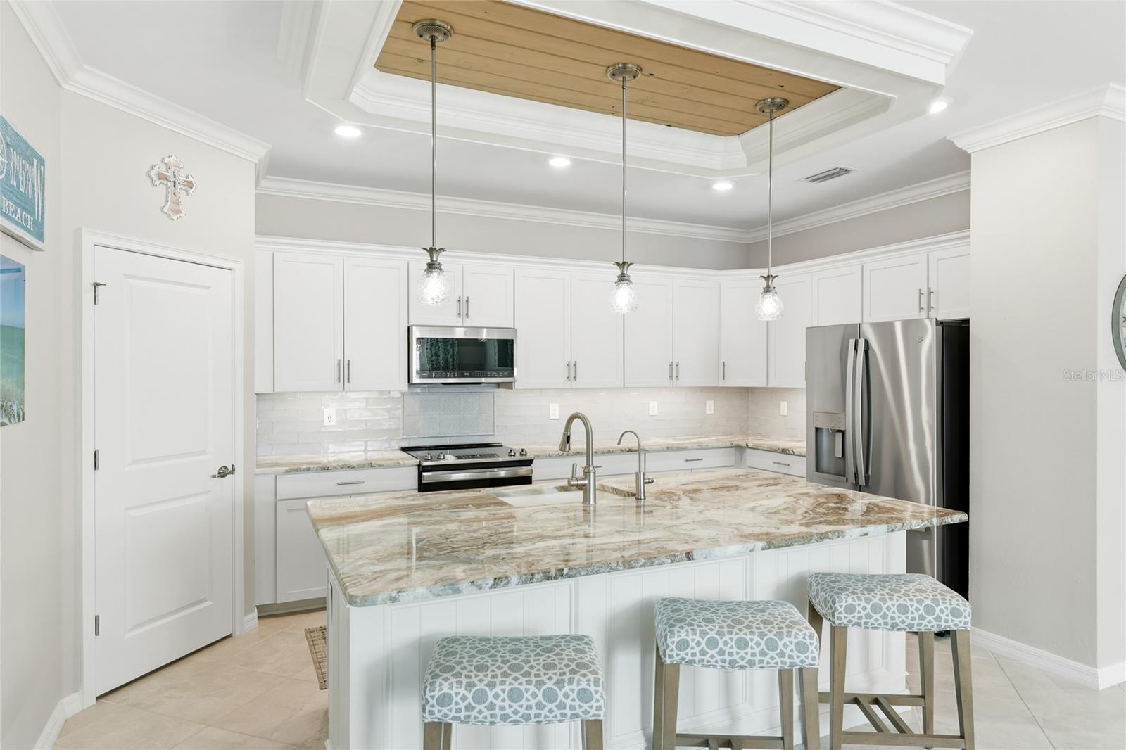 ANTIGUA AT WELLEN PARK - Residential