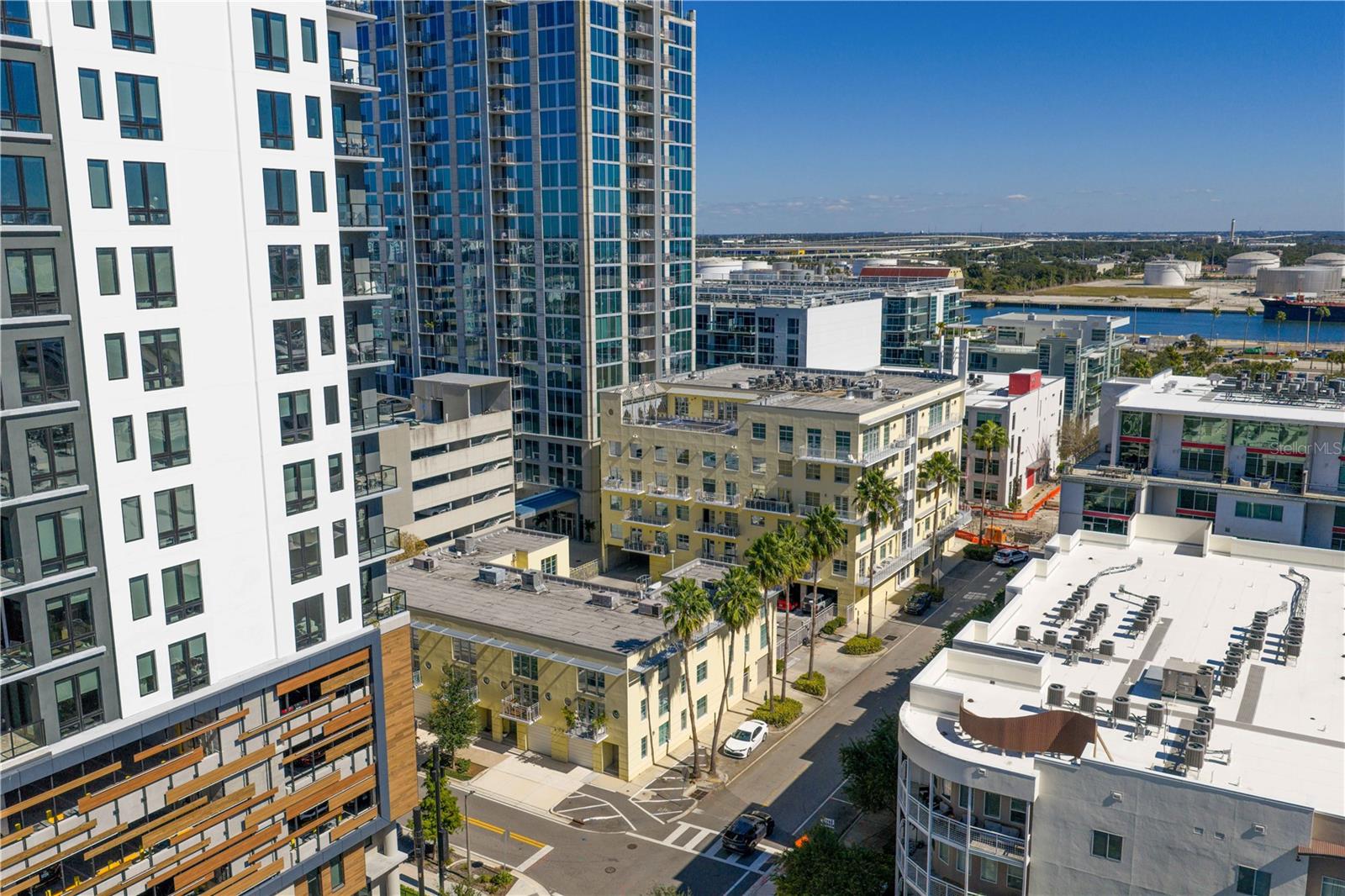 THE MERIDIAN - Residential Lease