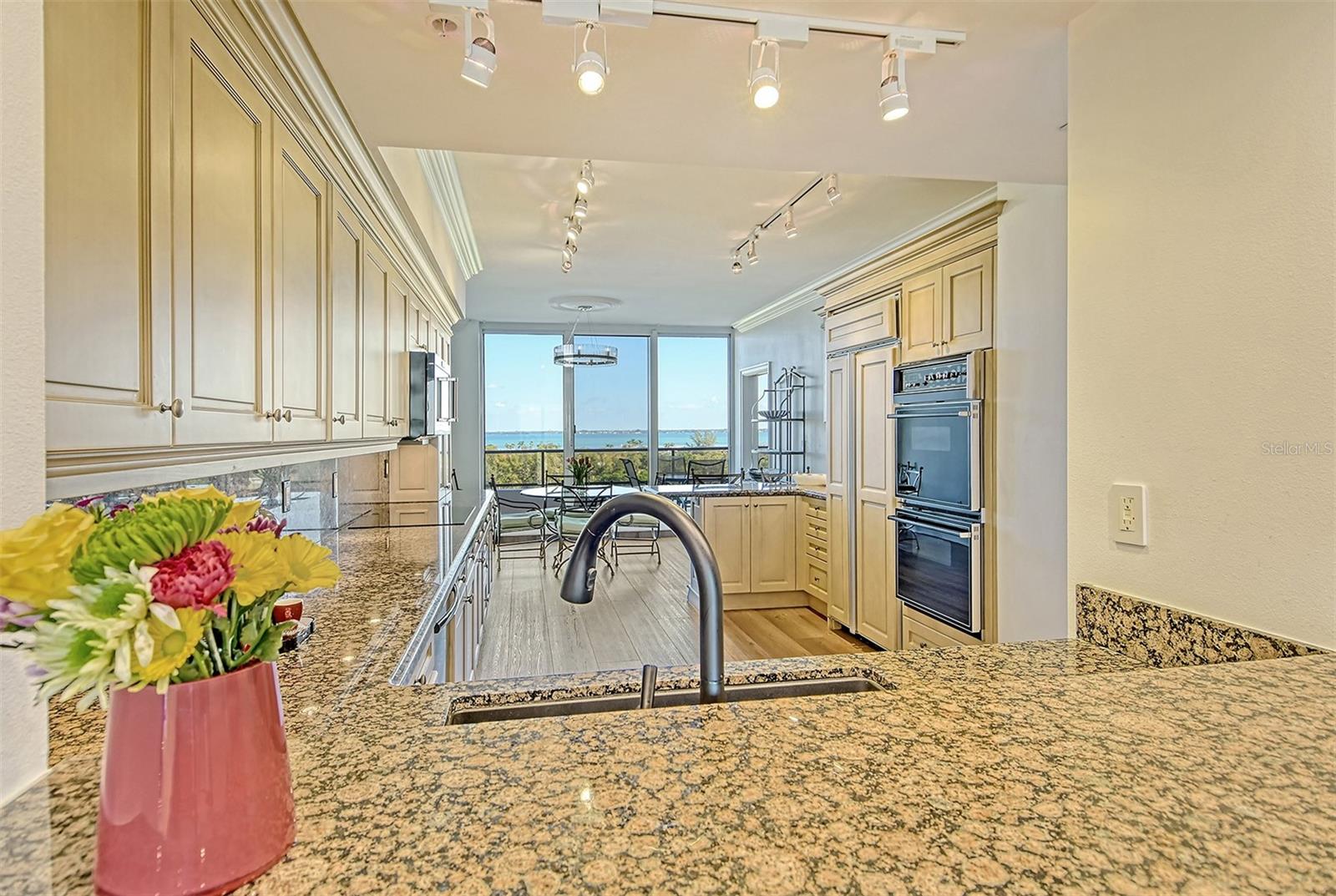 SANCTUARY III - Residential