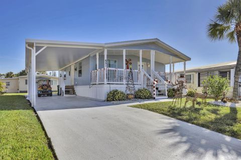 A home in PORT CHARLOTTE