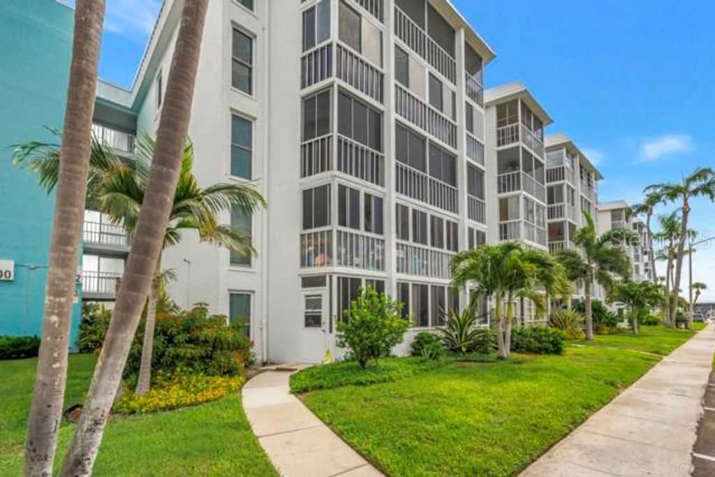 Photo of 4902 38th Way S #509, St Petersburg, FL 33711 (MLS # TB8514936)
