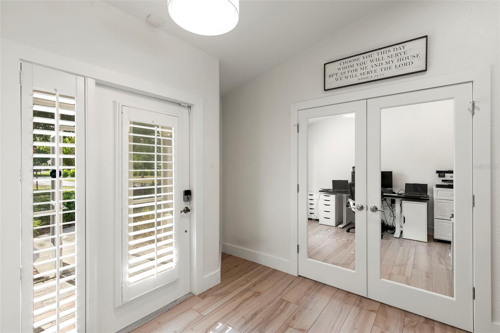 GOLDEN GATE ESTATE UNIT 194 - Residential