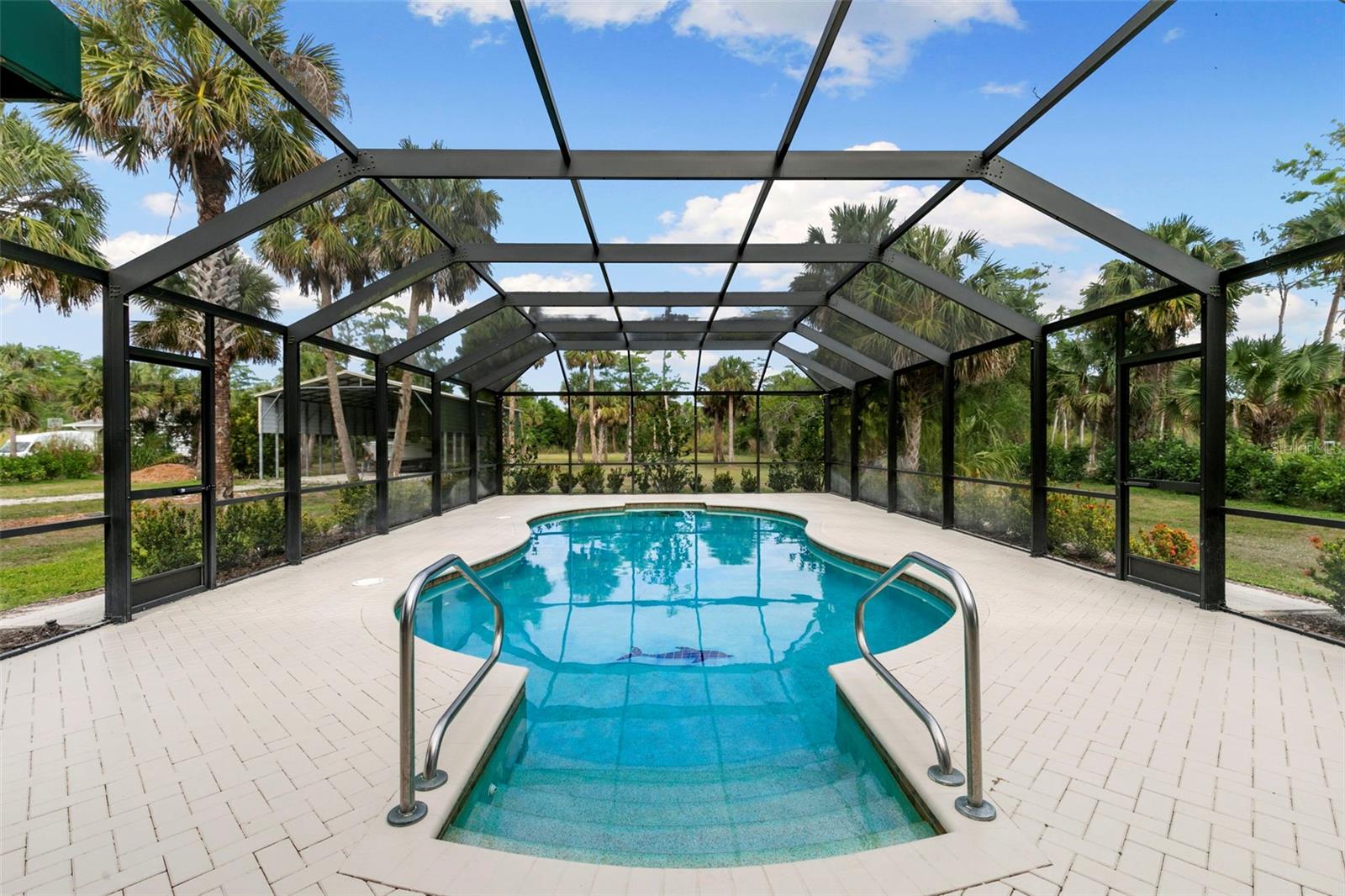 GOLDEN GATE ESTATE UNIT 194 - Residential