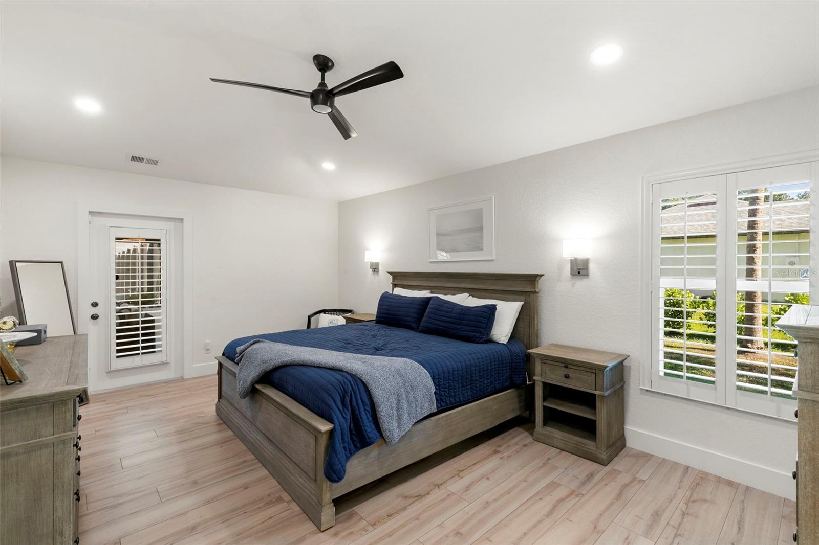 GOLDEN GATE ESTATE UNIT 194 - Residential