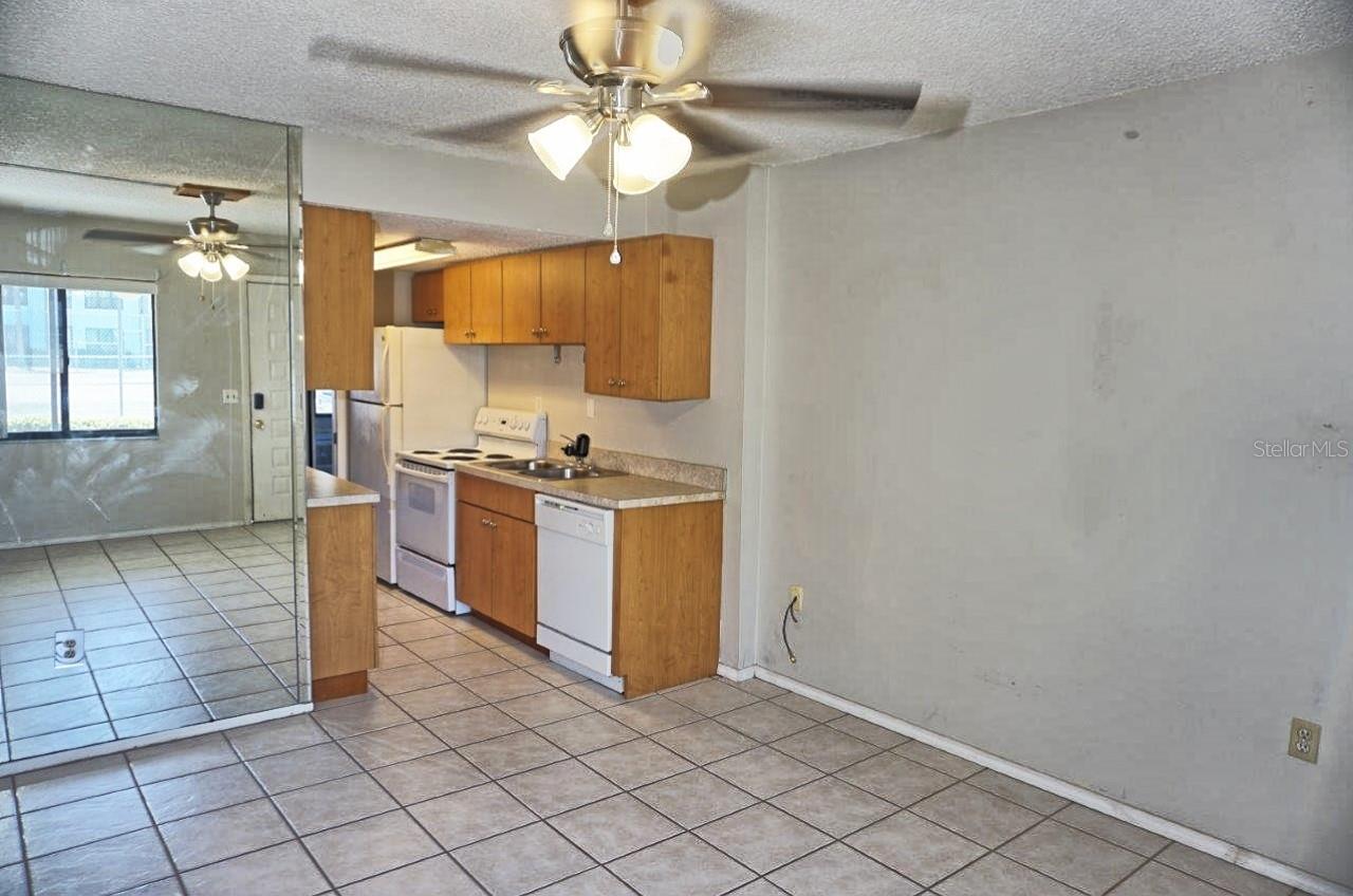 PARADISE LAKES CONDO - Residential