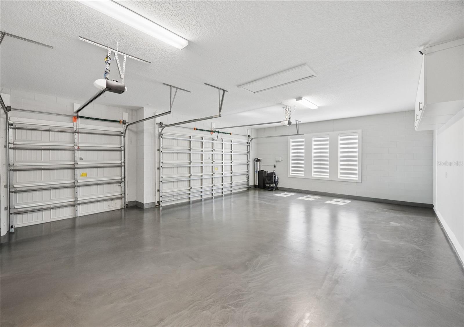 ESTANCIA/WINDERMERE - Residential