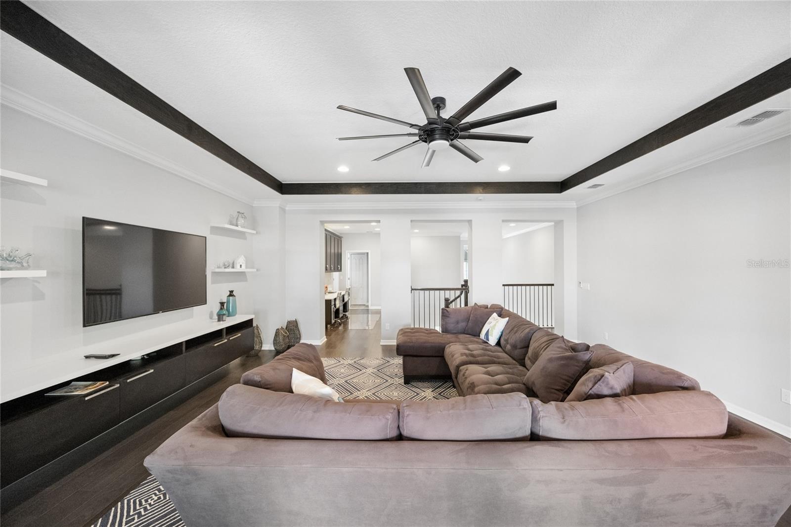 ESTANCIA/WINDERMERE - Residential