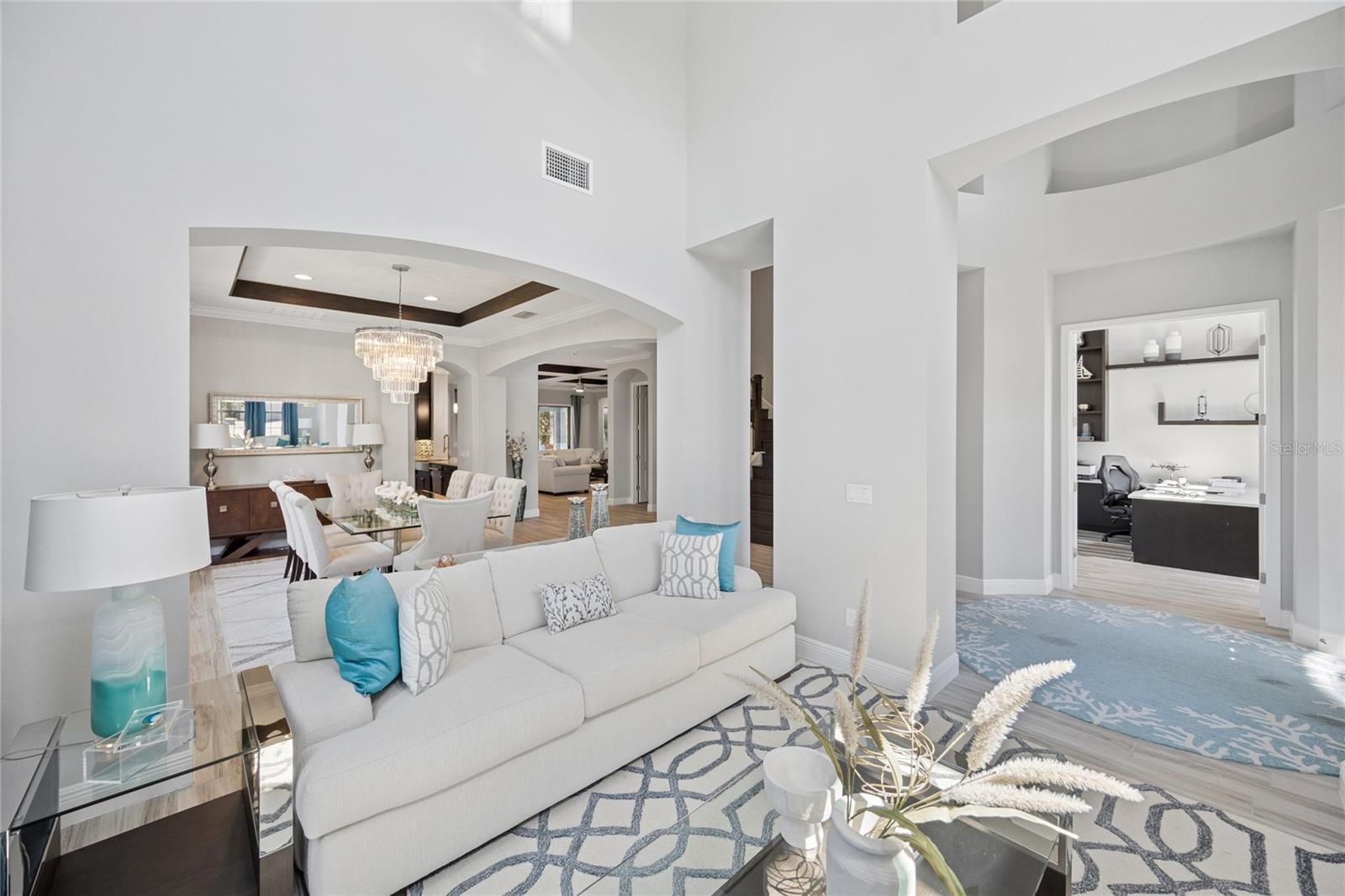 ESTANCIA/WINDERMERE - Residential