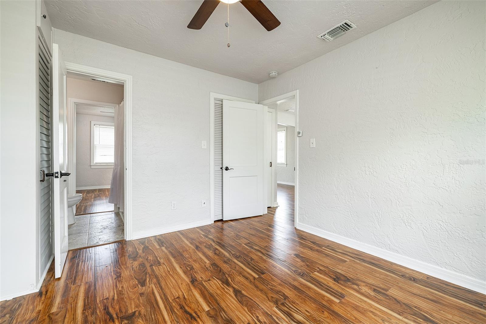 RIVERSIDE NORTH - Residential