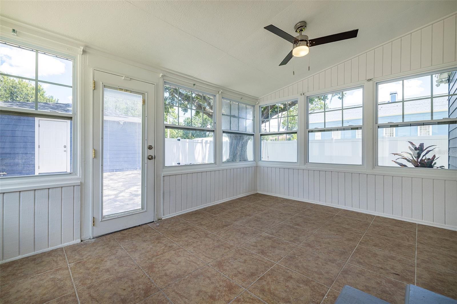 RIVERSIDE NORTH - Residential