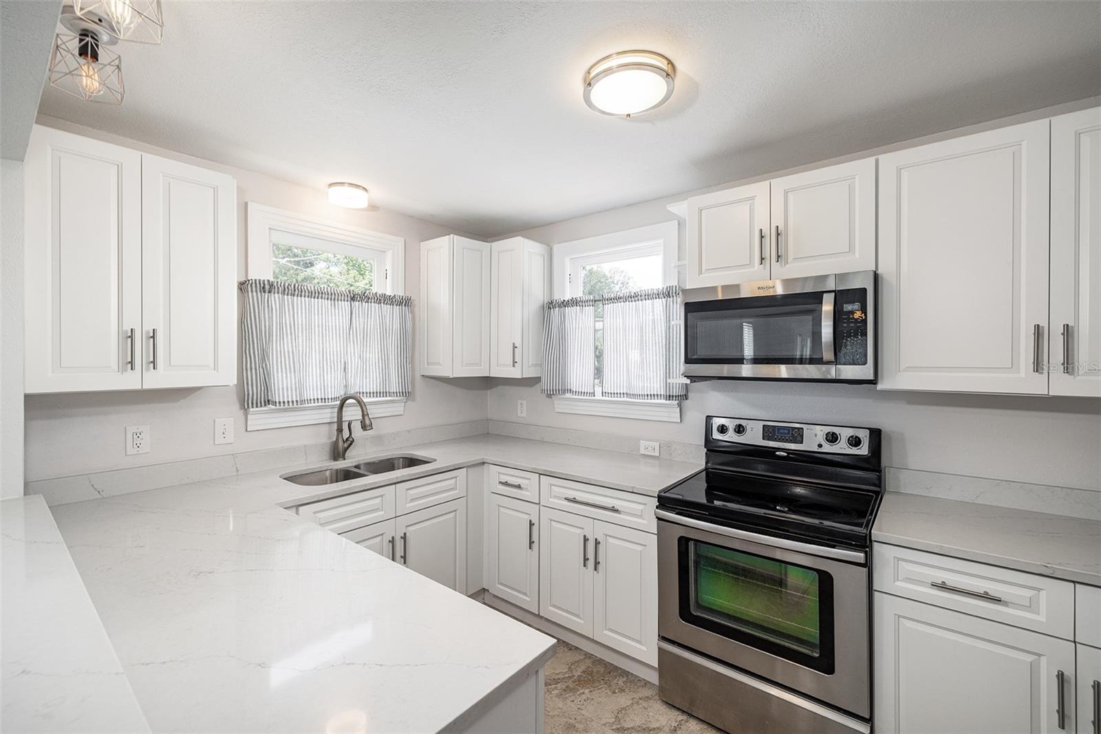 1001 W KENTUCKY AVENUE