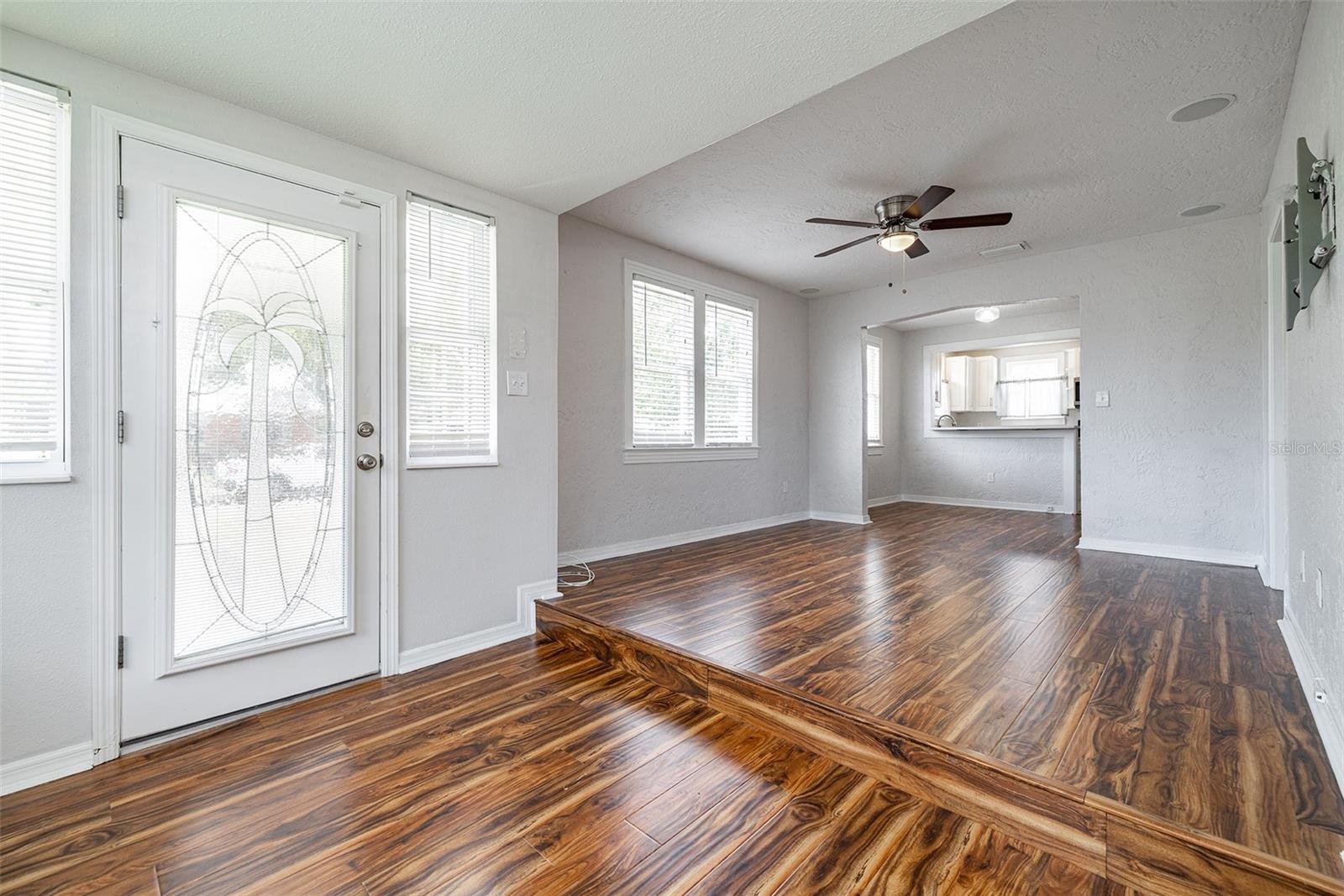 RIVERSIDE NORTH - Residential