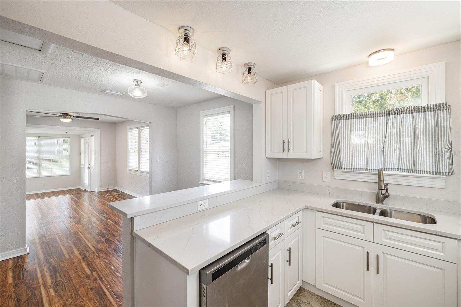 RIVERSIDE NORTH - Residential