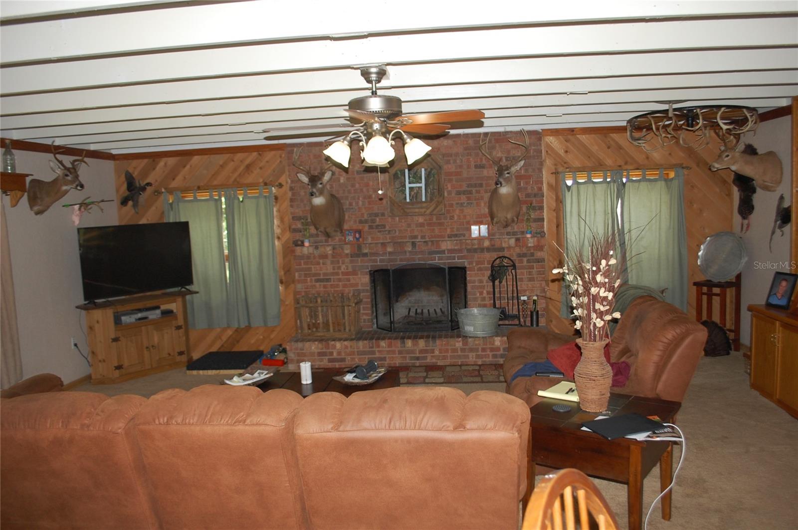 LOCHLOSSA FARMS - Residential