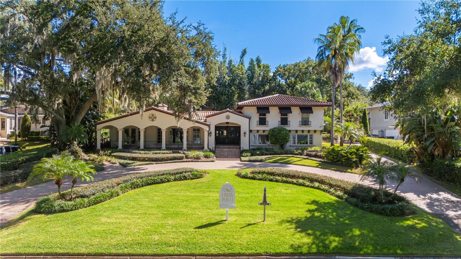 FOREST HILLS - Residential