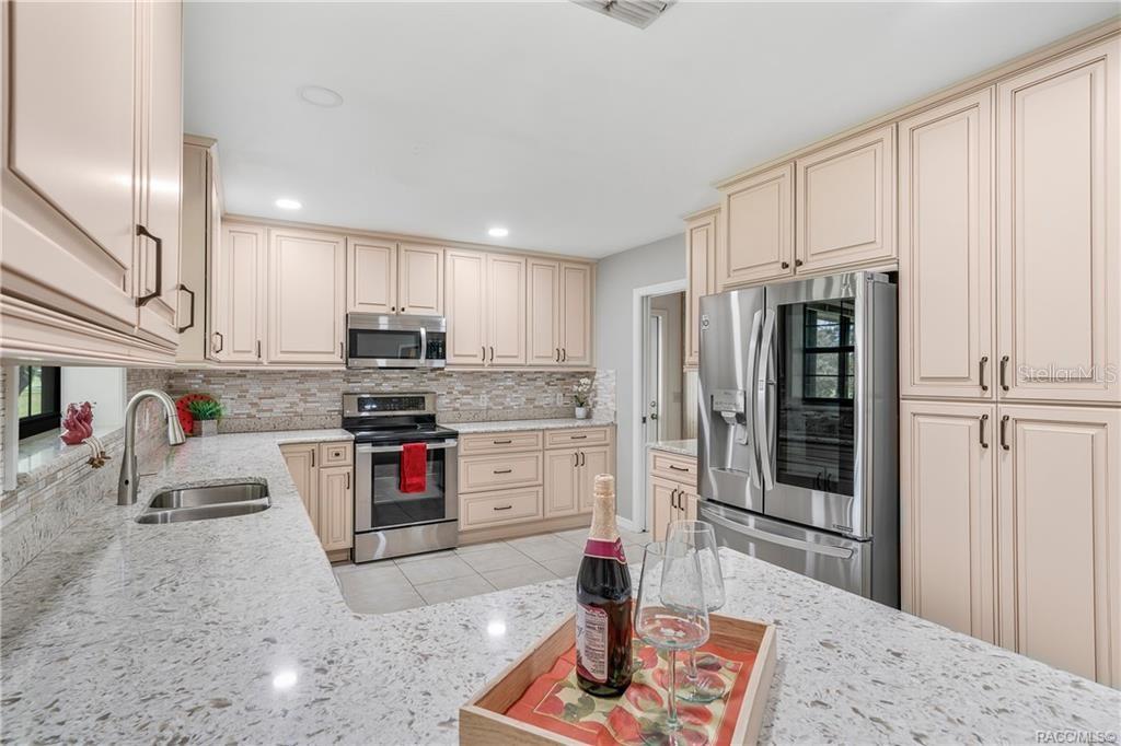 INVERNESS GOLF & COUNTRY CLUB ESTATES - Residential