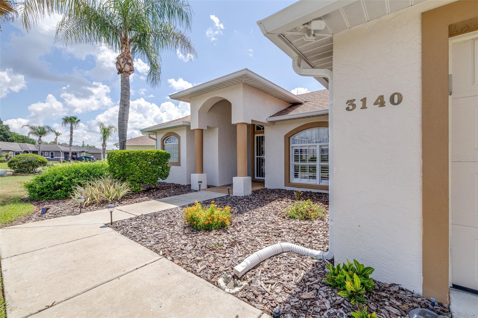 HUNTINGTON HILLS - Residential