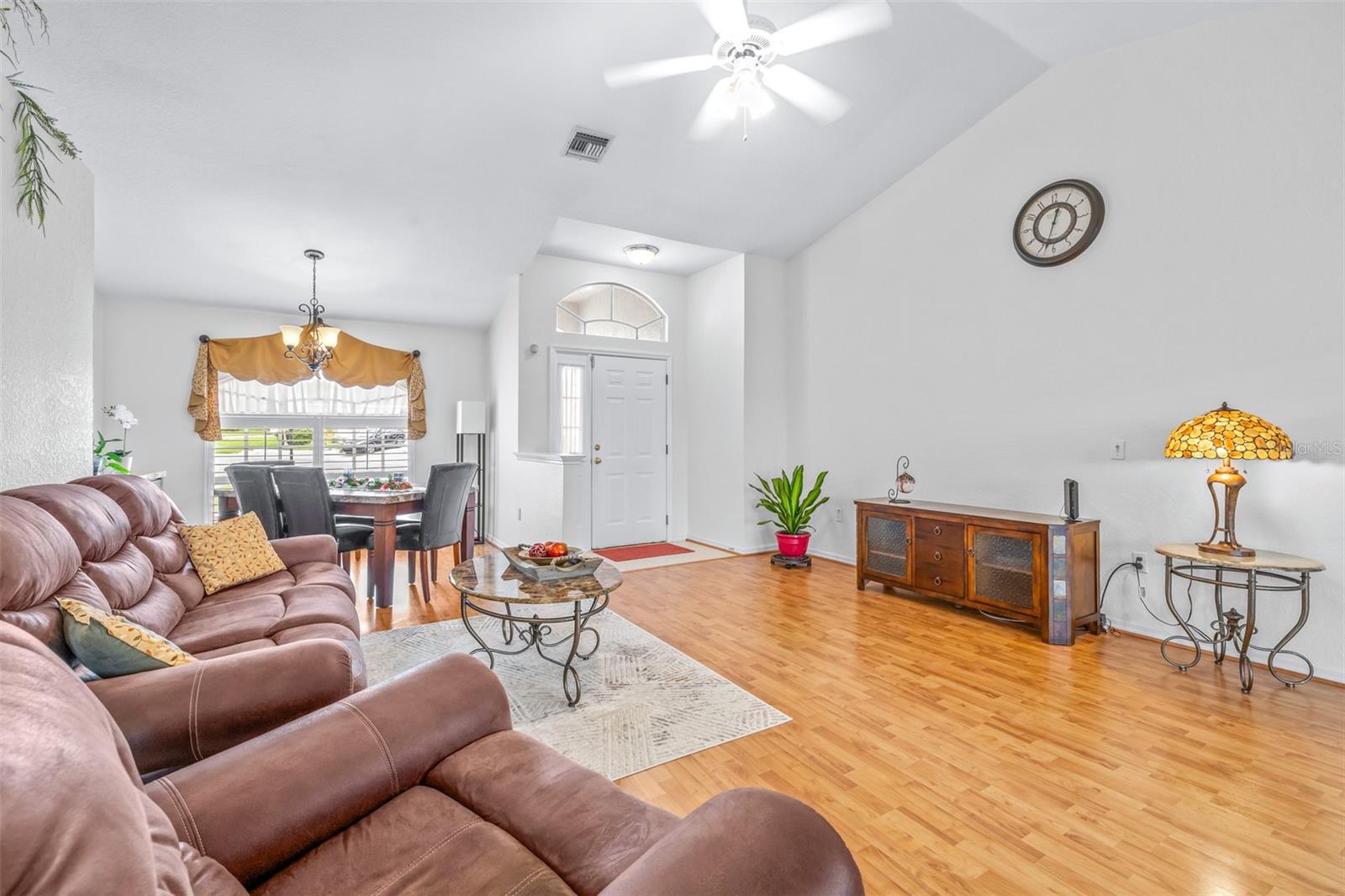 HUNTINGTON HILLS - Residential