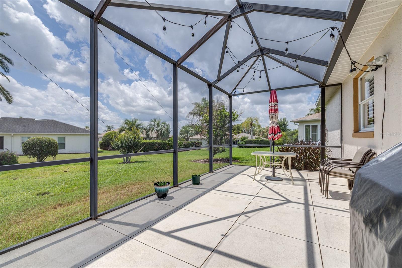 HUNTINGTON HILLS - Residential