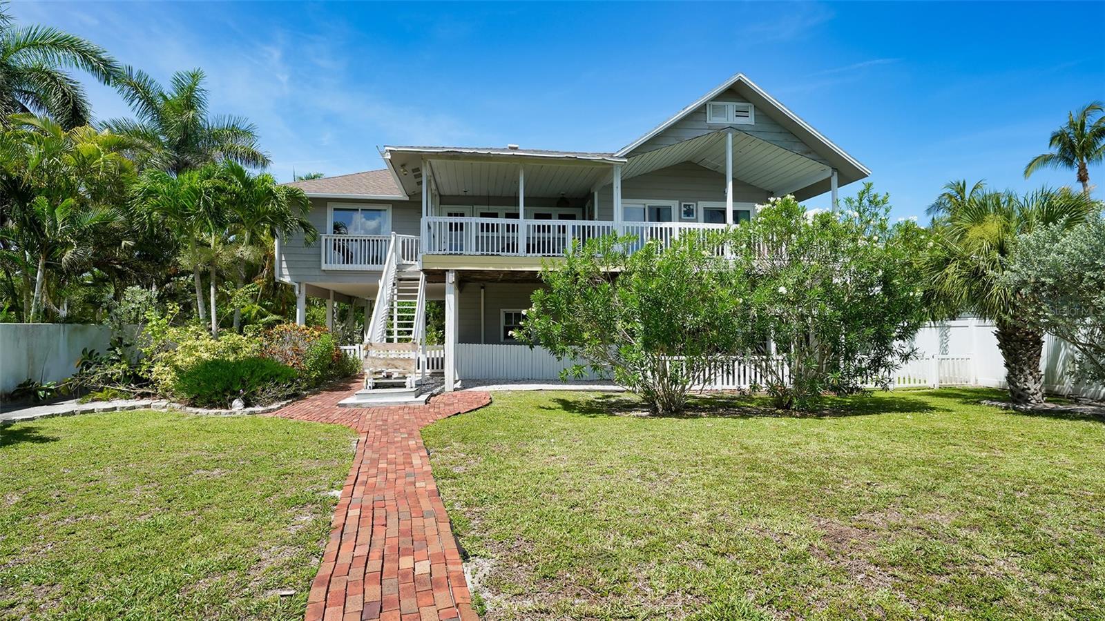 LONGBEACH ON LONGBOAT KEY - Residential