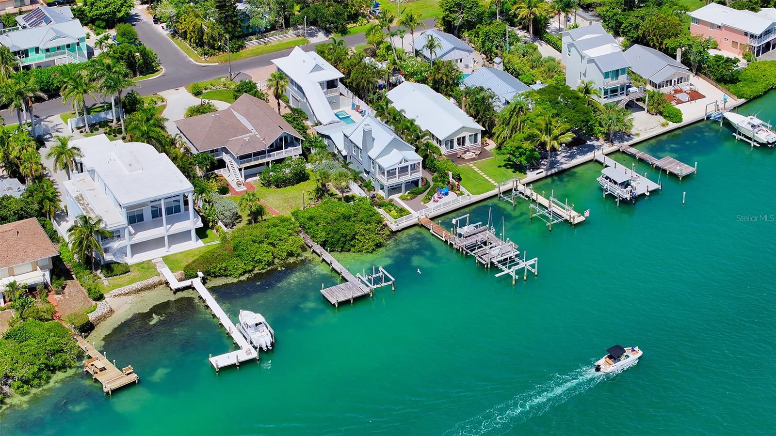 LONGBEACH ON LONGBOAT KEY - Residential