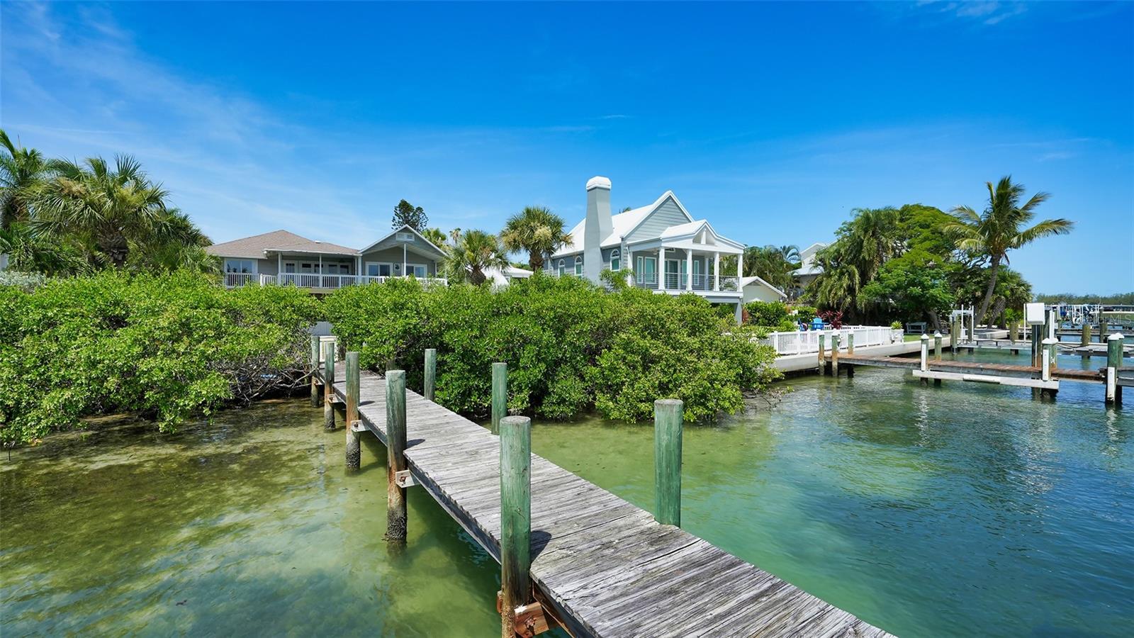 LONGBEACH ON LONGBOAT KEY - Residential