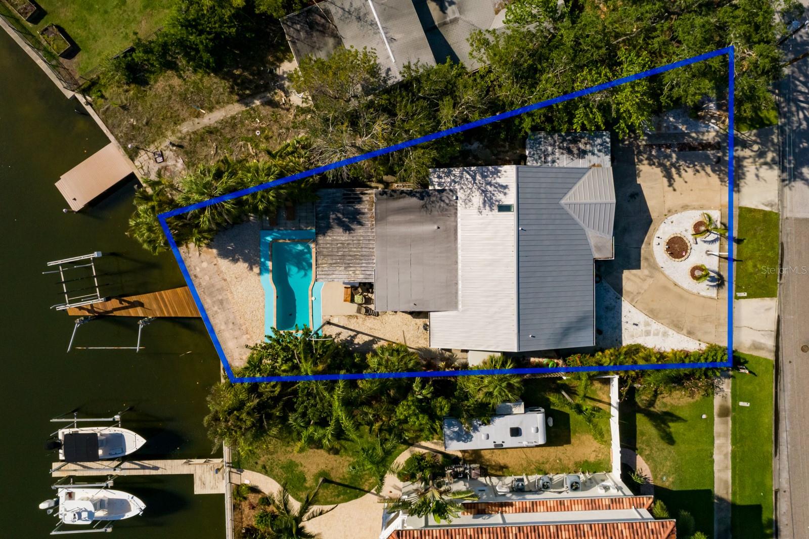 1857 BAYOU GRANDE BOULEVARD NE