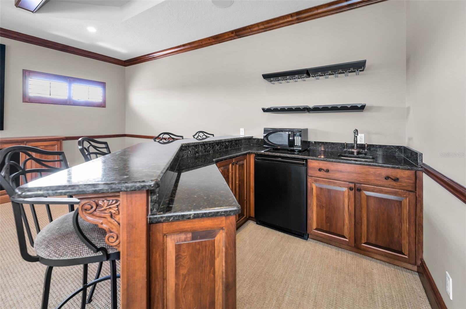 CHAMPIONS CLUB - Residential