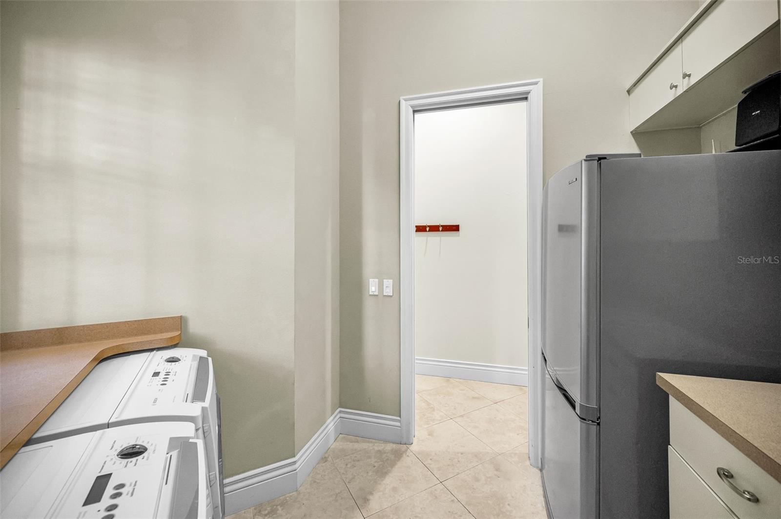 CHAMPIONS CLUB - Residential